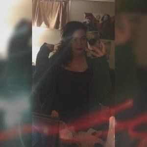 Meet your Posher, Deandra